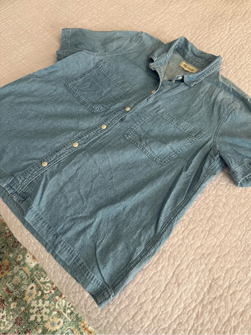 Madewell 100% Cotton Chambray Short Sleeve Button-Up Shirt | Size Medium